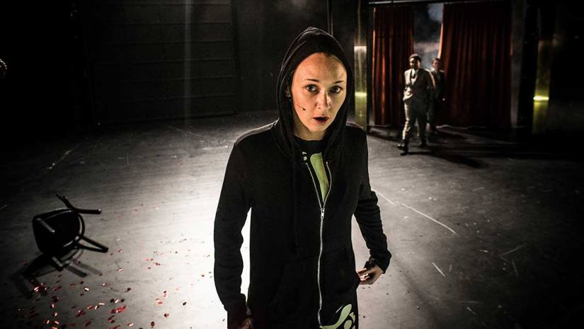 Marie-Blokhus-i-rolla-som-Hamlet-i-Hamlet